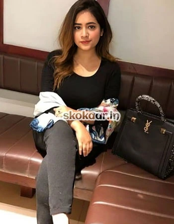 Niharika - Call Girls in Chennai